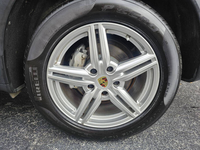 2017 Porsche Cayenne S