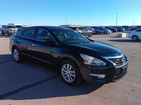 2014 Nissan Altima for sale at NORTH CHICAGO MOTORS INC in North Chicago IL