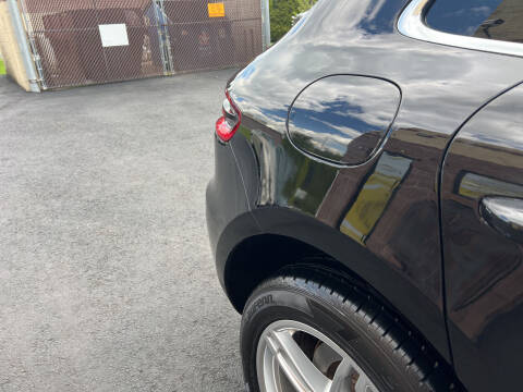 2017 Porsche Macan S