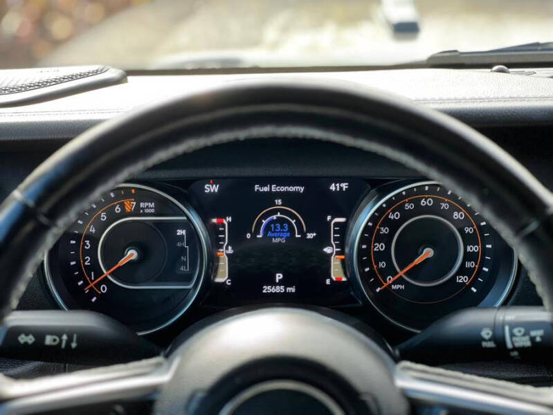 2022 Jeep Gladiator Overland