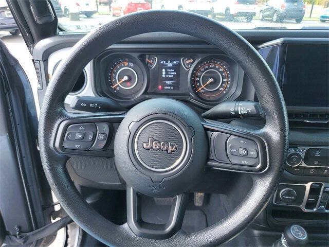 2024 Jeep Gladiator NightHawk