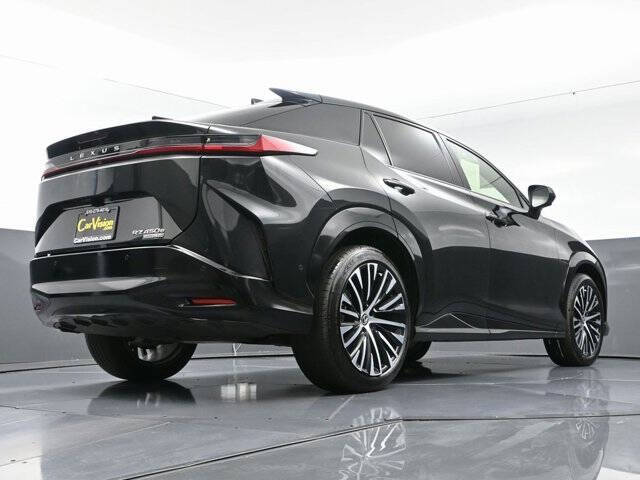 2023 Lexus RZ 450e Luxury