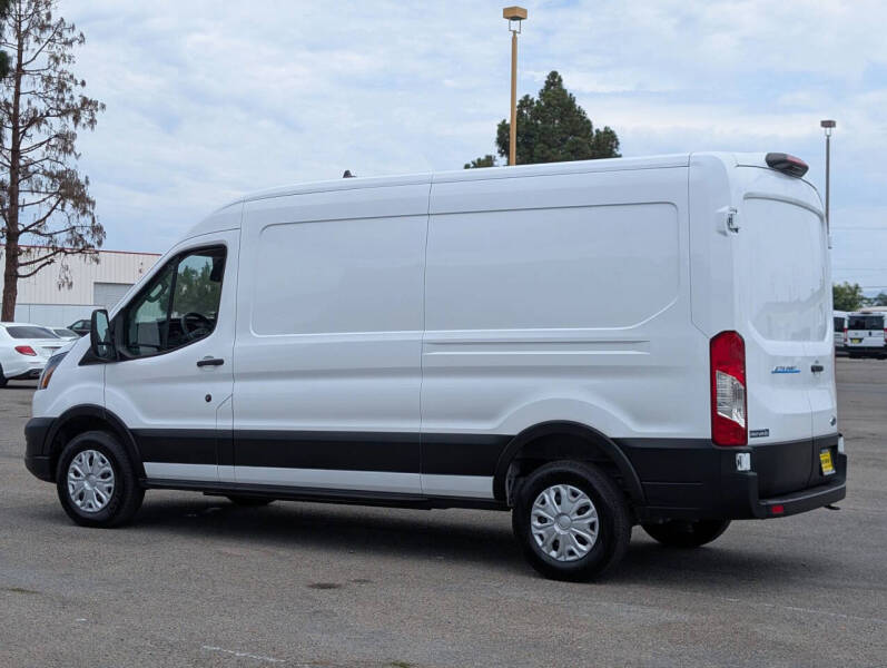 2023 Ford E-Transit