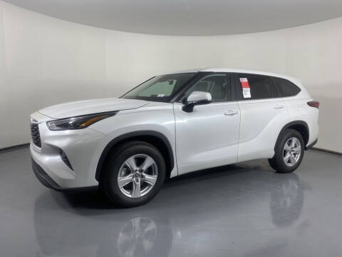 2023 Toyota Highlander for sale at PHIL SMITH AUTOMOTIVE GROUP - Toyota Kia of Vero Beach in Vero Beach FL