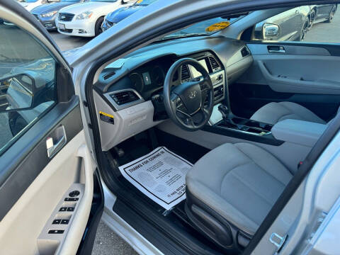 2016 Hyundai Sonata SE