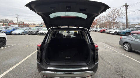 2022 Nissan Rogue Platinum