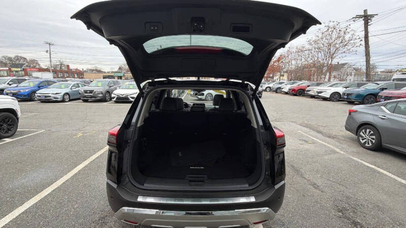 2022 Nissan Rogue Platinum