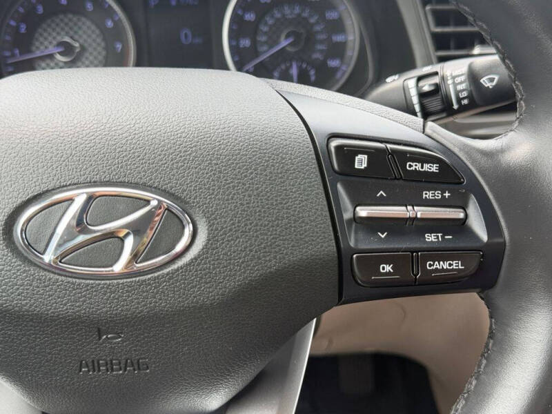 2019 Hyundai Elantra