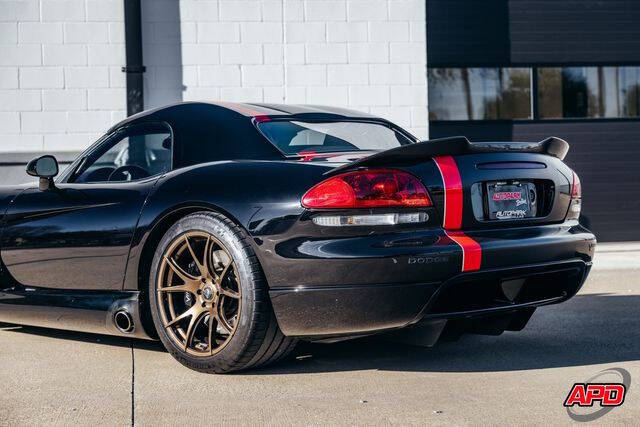 2004 Dodge Viper SRT-10