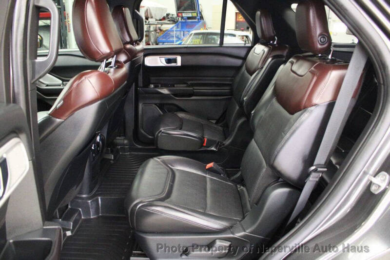 2020 Ford Explorer Platinum
