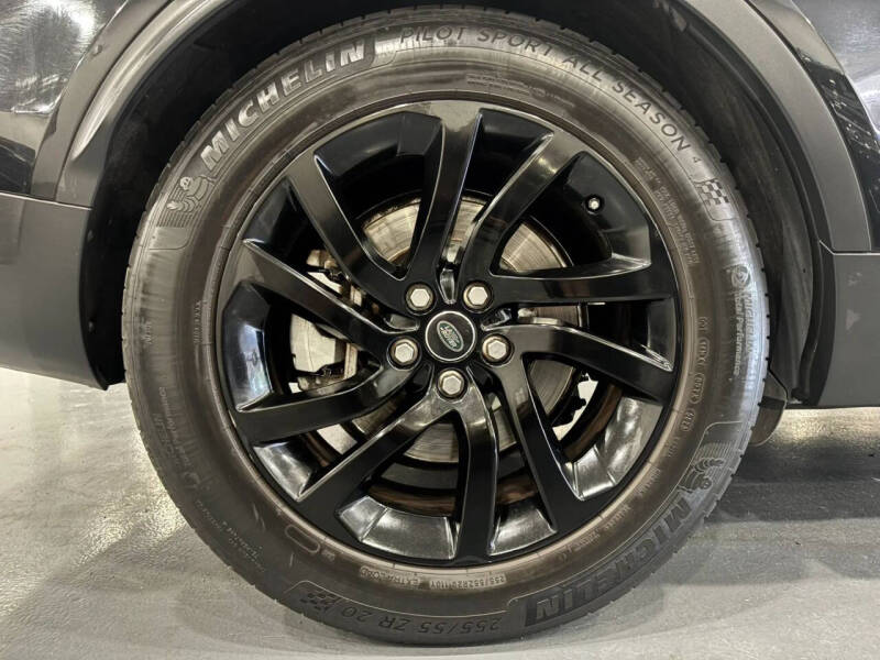 2017 Land Rover Discovery SE