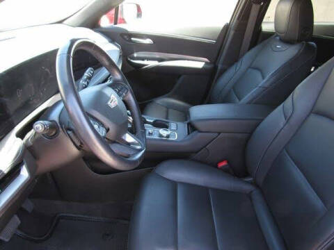 2024 Cadillac XT4 Premium Luxury