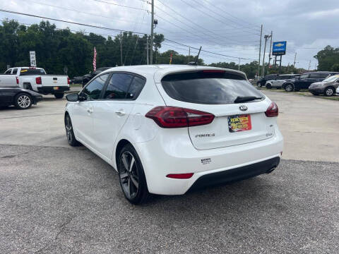 2017 Kia Forte5 EX