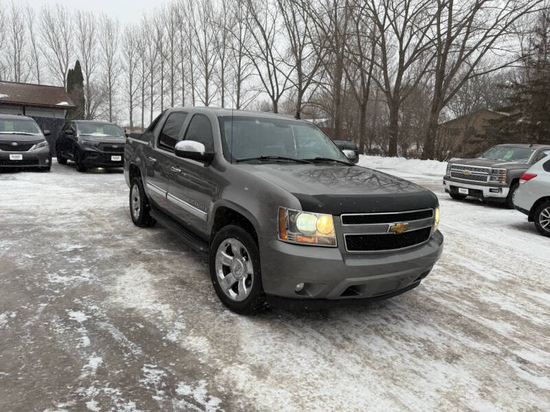 2007 Chevrolet Avalanche for sale at Babic's Auto in Fergus Falls MN