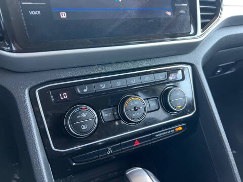 2023 Volkswagen Atlas SE