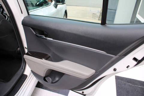 2022 Toyota Camry LE