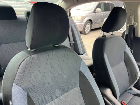 2024 Nissan Versa SV