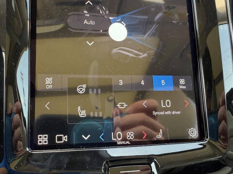 2025 Volvo XC60 T8 Plus Dark Theme