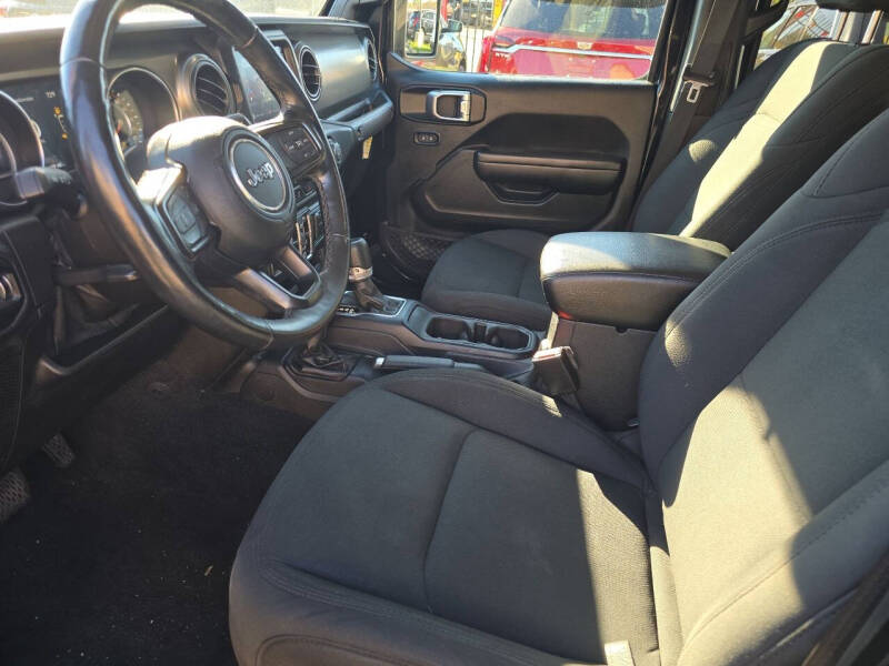 2021 Jeep Gladiator Willys