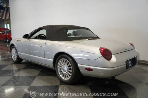 2004 Ford Thunderbird Deluxe