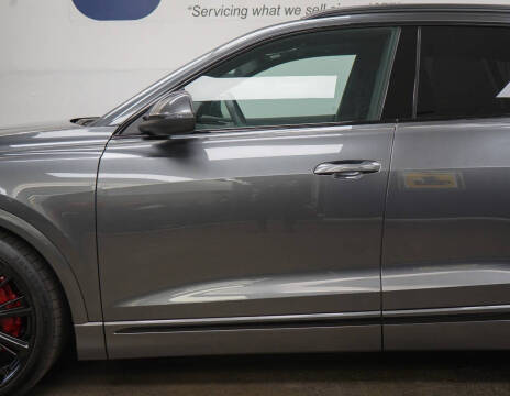 2023 Audi SQ8 4.0T quattro Premium Plus