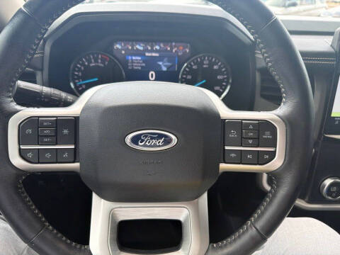 2023 Ford Expedition MAX XLT
