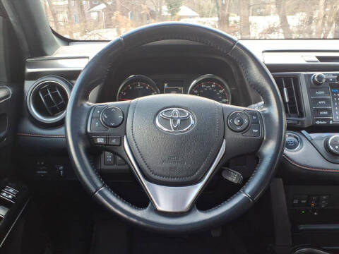 2016 Toyota RAV4 SE