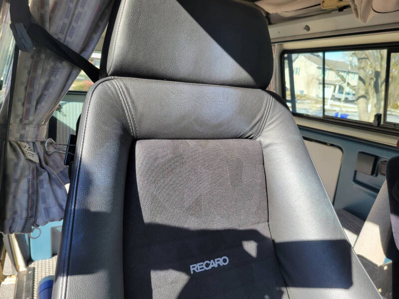 1987 Volkswagen Vanagon Camper