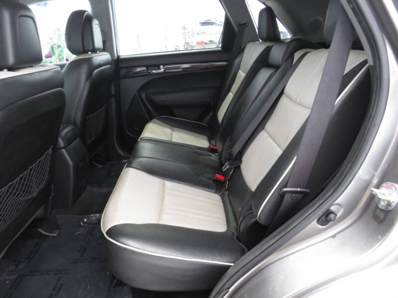 2013 Kia Sorento SX