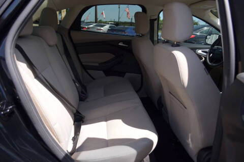 2017 Ford Focus SE