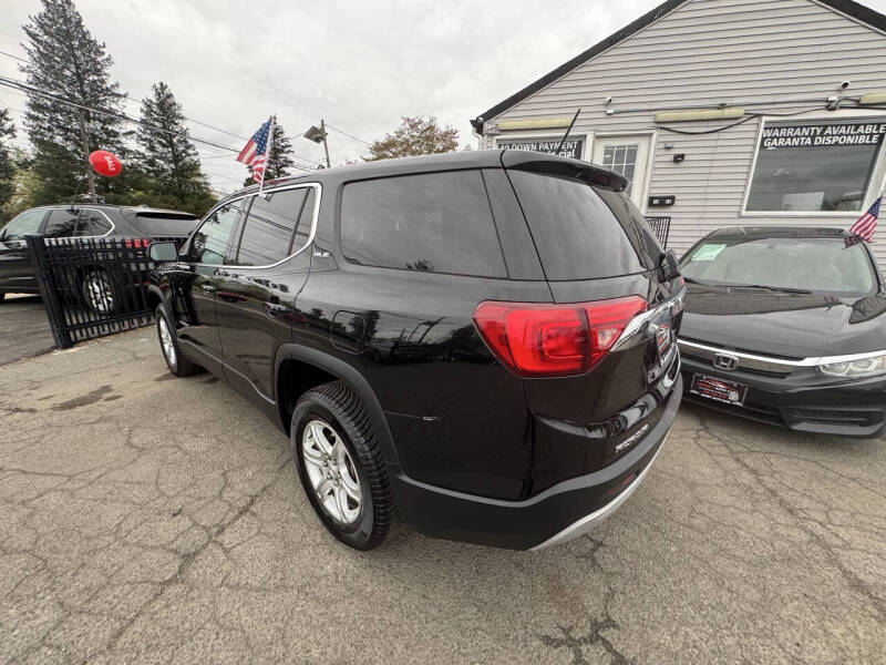 2017 GMC Acadia SLE-1