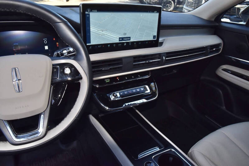 2025 Lincoln Corsair Premiere