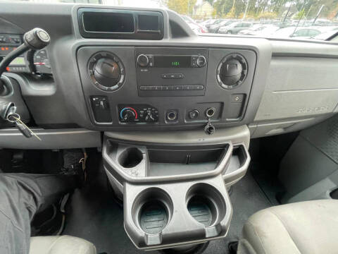 2013 Ford E-Series E-250