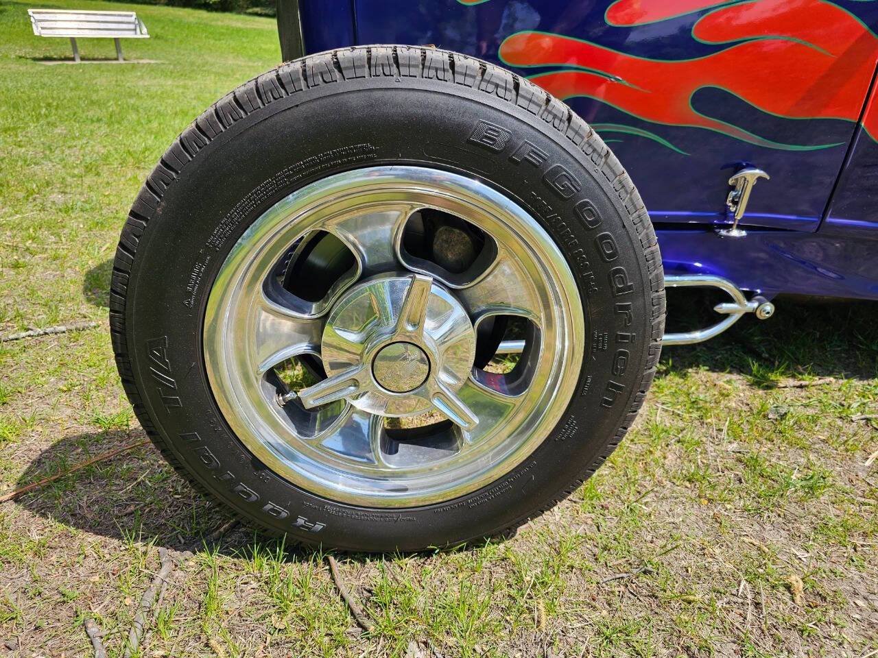 1932 Ford Hi-Boy 87