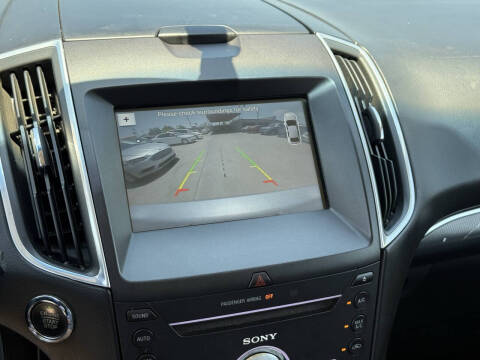 2017 Ford Edge Titanium