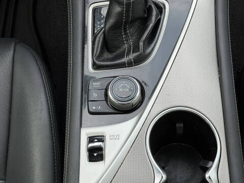 2015 Infiniti Q50 Premium