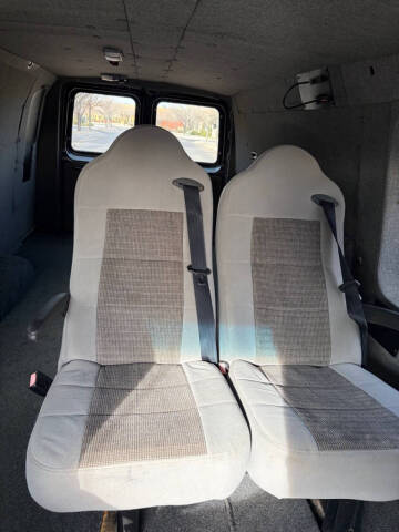 2003 Ford E-Series E-350 SD