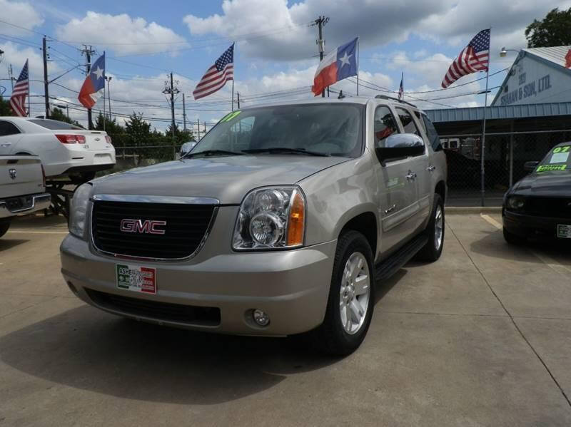 2007 GMC Yukon for sale at ASHE AUTO SALES, LLC. in Dallas TX
