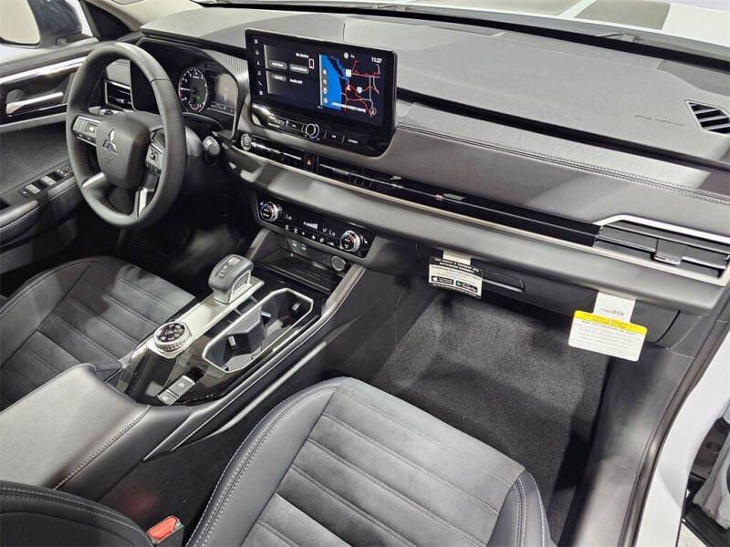 2025 Mitsubishi Outlander