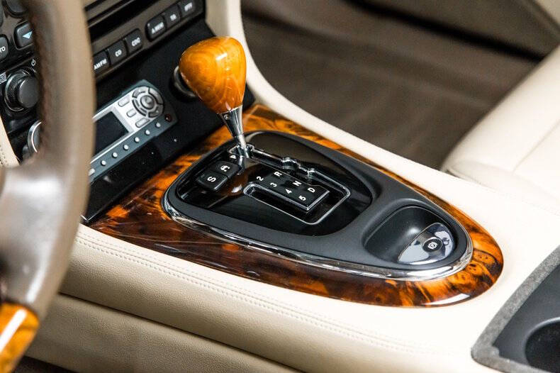 2006 Jaguar XJ-Series XJ8