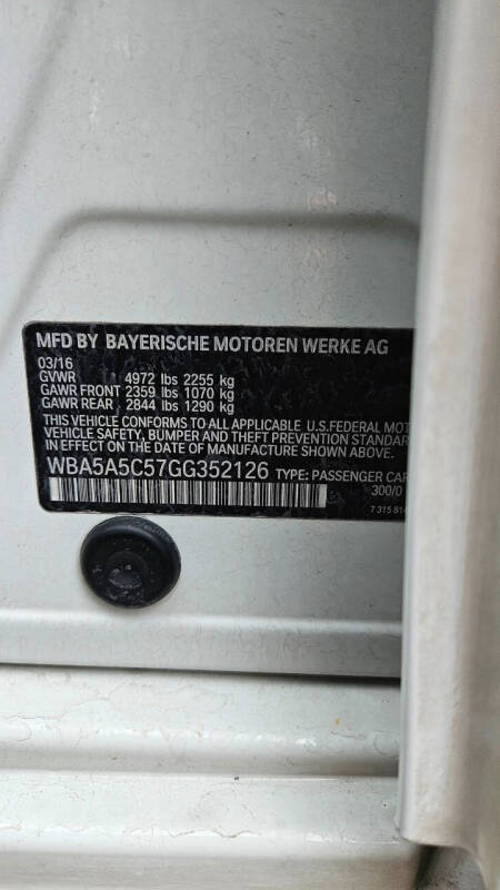 2016 BMW 5 Series 528i