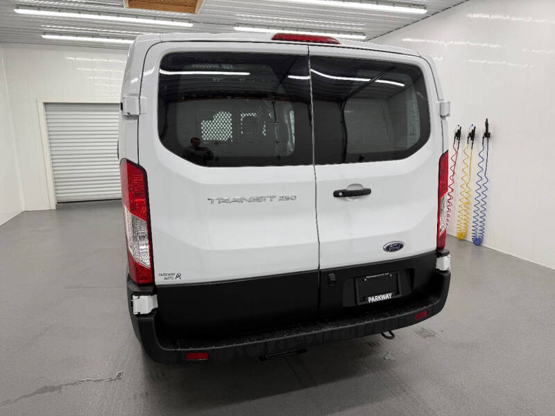 2023 Ford Transit 250