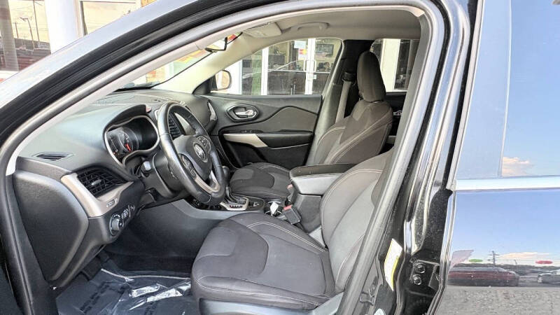 2017 Jeep Cherokee Latitude