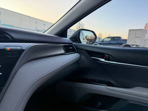 2019 Toyota Camry SE