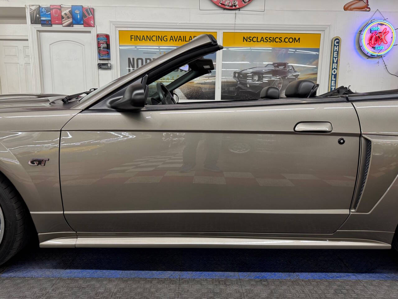 2002 Ford Mustang 46