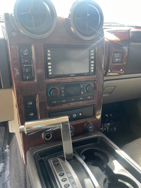 2004 HUMMER H2