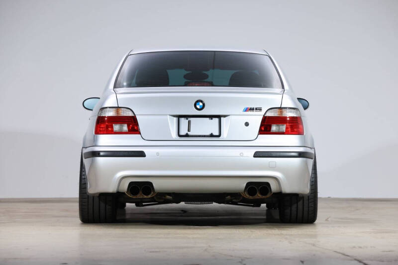 2003 BMW M5