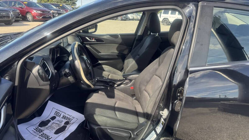 2016 Mazda MAZDA3