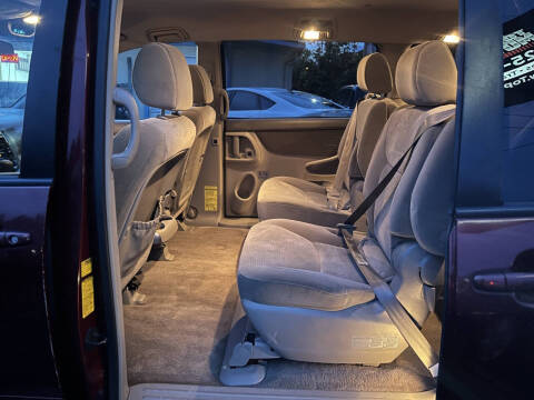 2007 Toyota Sienna CE 7-Passenger