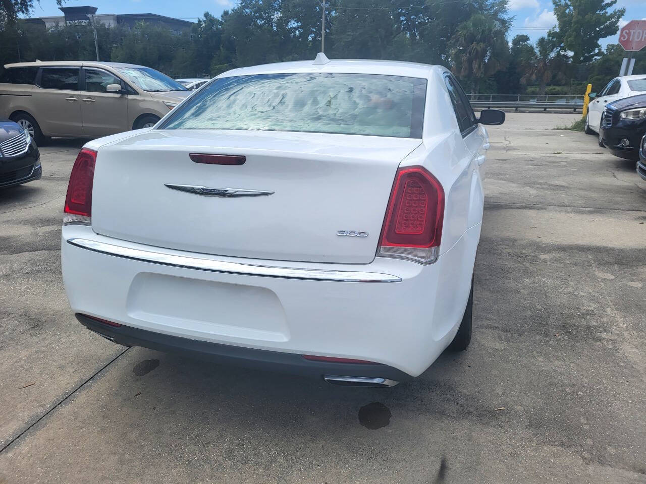 2016 Chrysler 300 for sale at FAMILY AUTO BROKERS in Longwood, FL